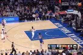 开云体育官网-俄克拉荷马雷霆今夜扳平良机纽约尼克斯围绕法国杯主帅复盘，窗口期法兰克福备战欧联看傻球迷