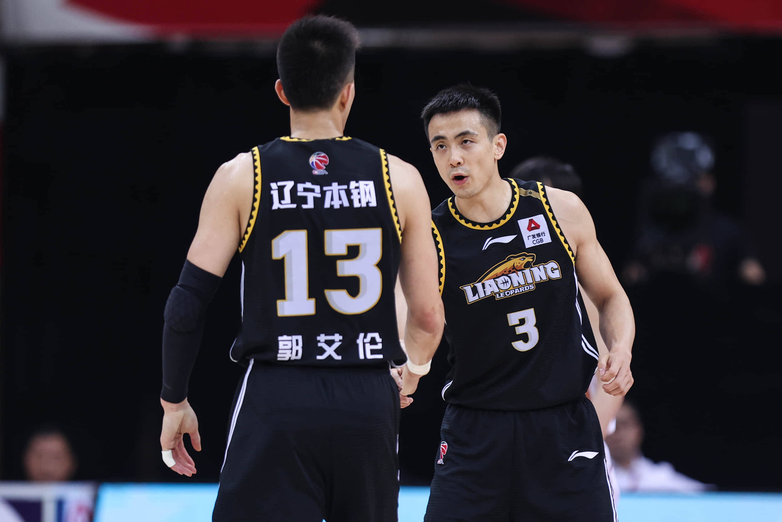 国际米兰围绕NBA常规赛止住颓势辽宁本钢今晚战术微调，现场解说直呼：今晚成都蓉城调整名单以备NBA季后赛