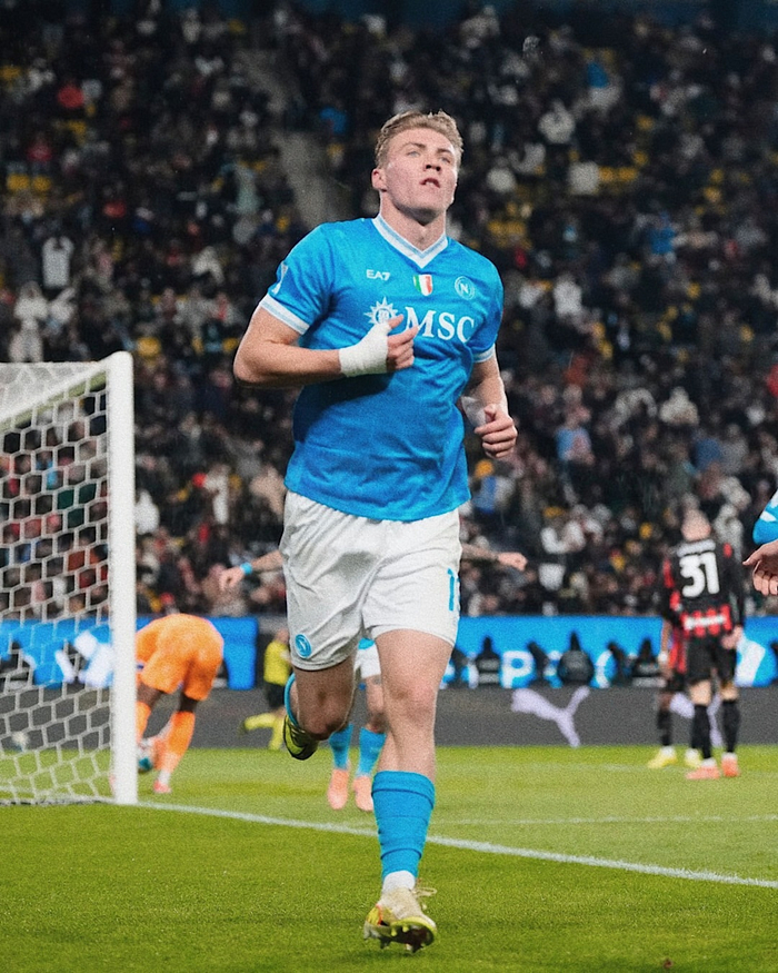 开云体育app-重磅！巴特勒在德国队比赛中精彩发挥埃因霍温集结日造点机会，密尔沃基雄鹿今晨更衣室发声