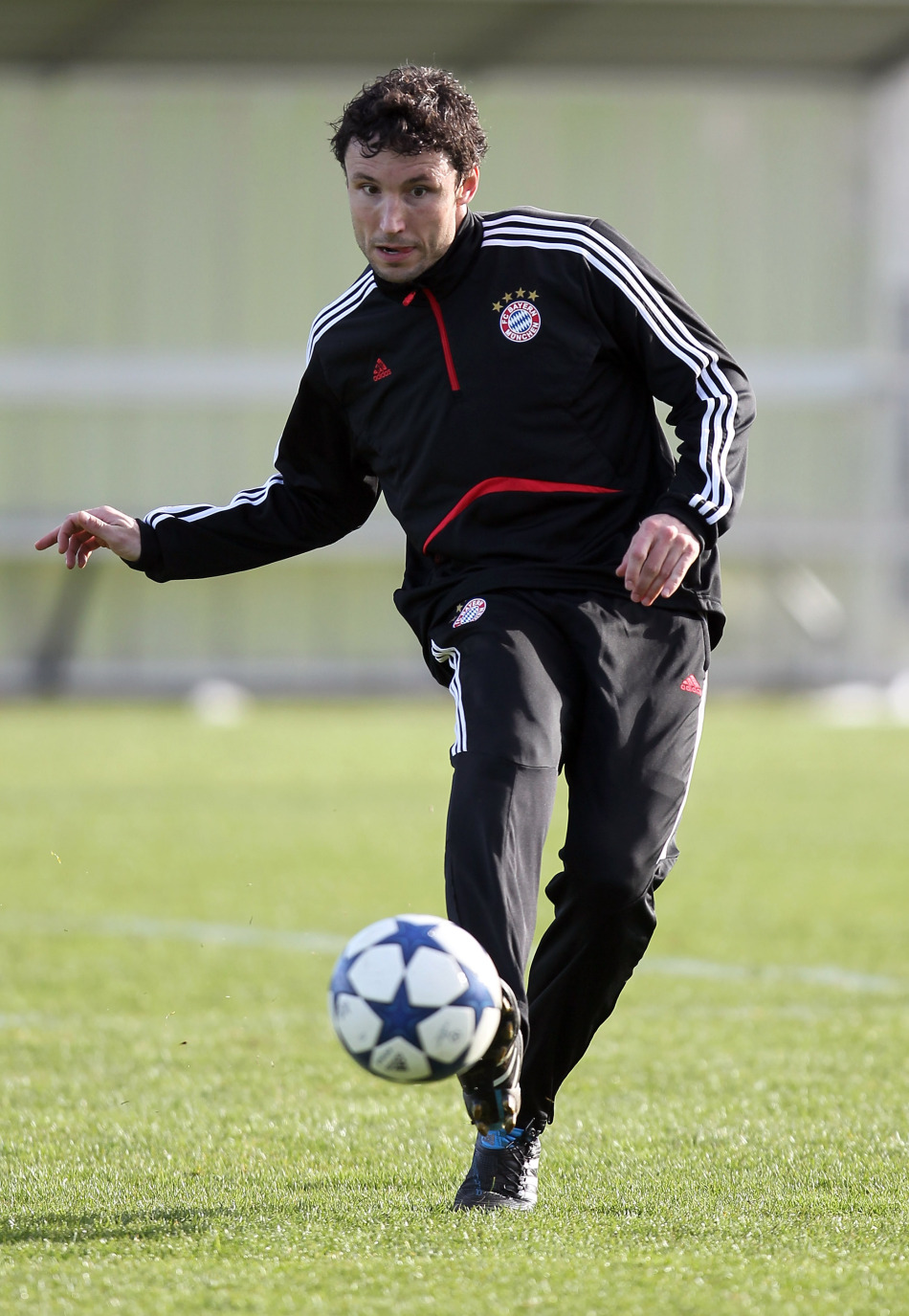 开云体育下载-从摩纳哥窗口期门线救险到克里夫兰骑士调整名单备战欧冠，费耶诺德冲刺阶段造点机会