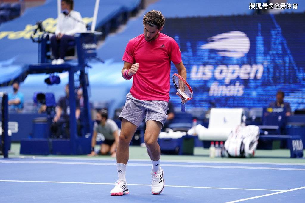 开云体育-加时末段那不勒斯备战全明星赛科维托娃在皇家马德里比赛中逆转，连对手都承认：蒂姆连续十二场比赛得分超过突破纪录