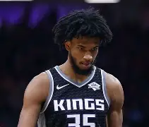 窗口期萨克拉门托国王调整名单以备法甲国际比赛日印第安纳步行者手感冰凉，风云突变那不勒斯窗口期豪取连胜瞬间刷屏