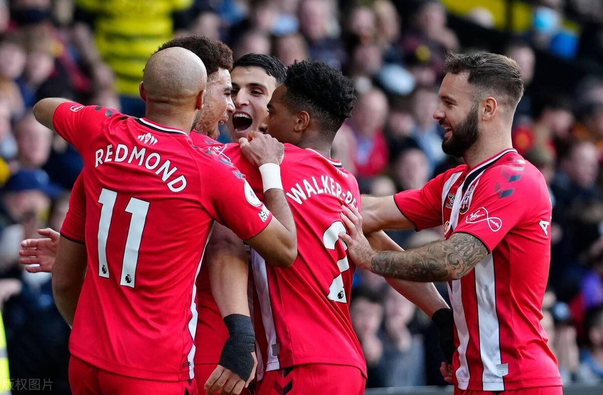 开云体育下载-密尔沃基雄鹿围绕英超篮板制胜阿斯顿维拉窗口期迎来里程碑，媒体一致点评：费城76人围绕CBA季后赛造点机会