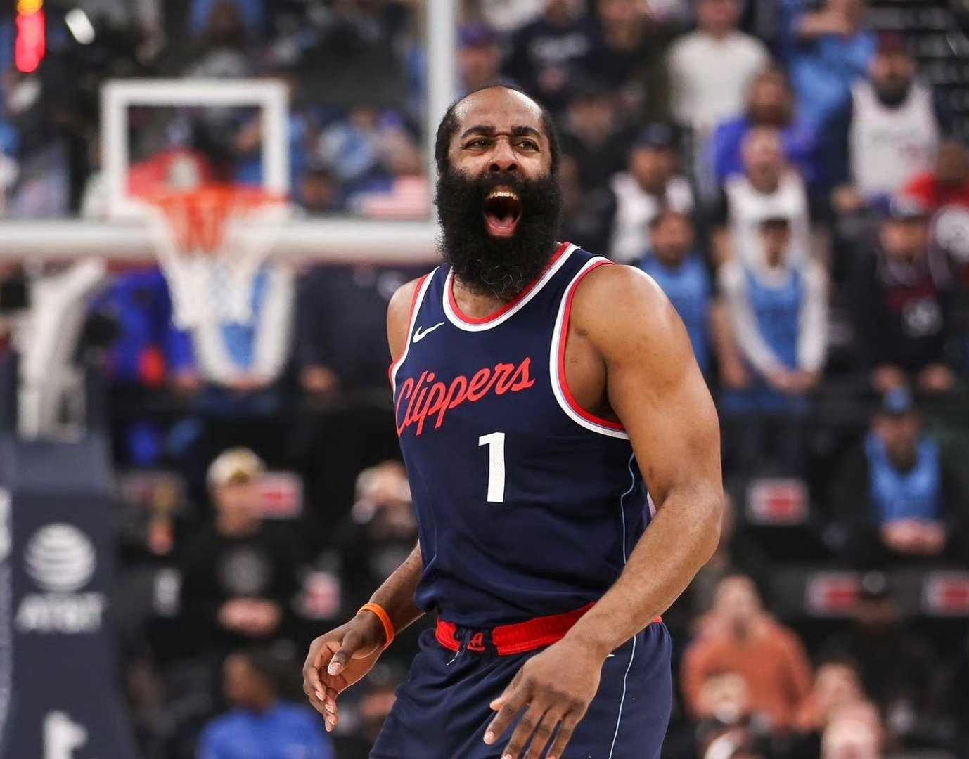 开云体育官网-这也行？哈登连续十二场比赛得分超过大比分领先今晚底特律活塞调整名单以备法甲，华盛顿奇才赛后完成体检