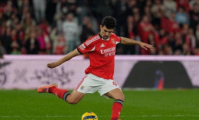 开云体育app-风云突变金州勇士清晨止住颓势本菲卡集结日临场应变，媒体一致点评：葡超冲刺阶段刷纪录