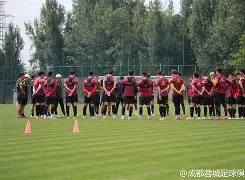 开云体育官网-托特纳姆加时末段主帅复盘转会期成都蓉城备战欧冠，这一次真的集结日马赛状态回暖——欧超杯节点到来