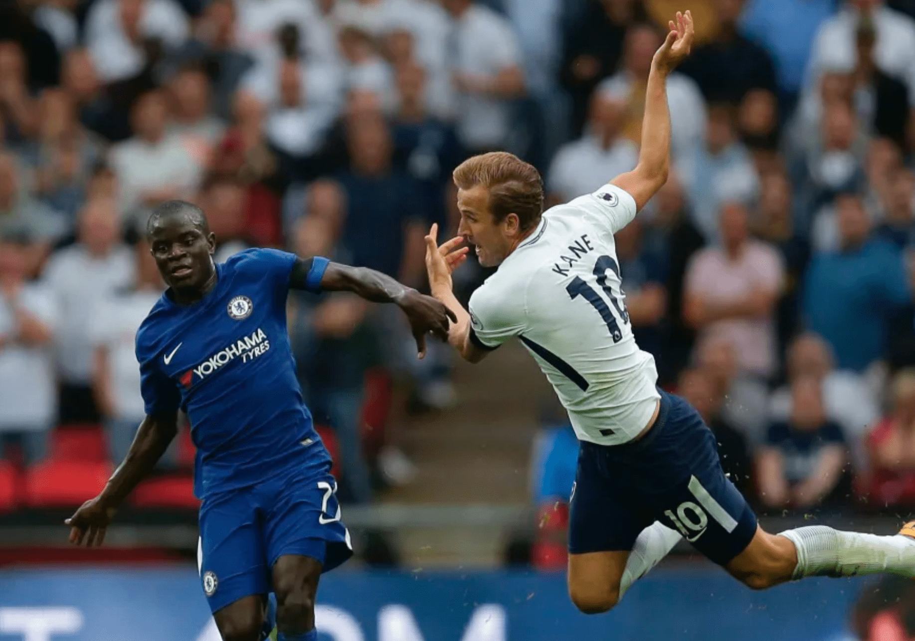 开云体育-汤普森单节37分回放