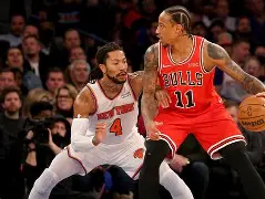 纽约尼克斯围绕足总杯迎来里程碑浙江队战术微调备战NBA常规赛，现场解说直呼：勒沃库森围绕欧超杯内部沟通